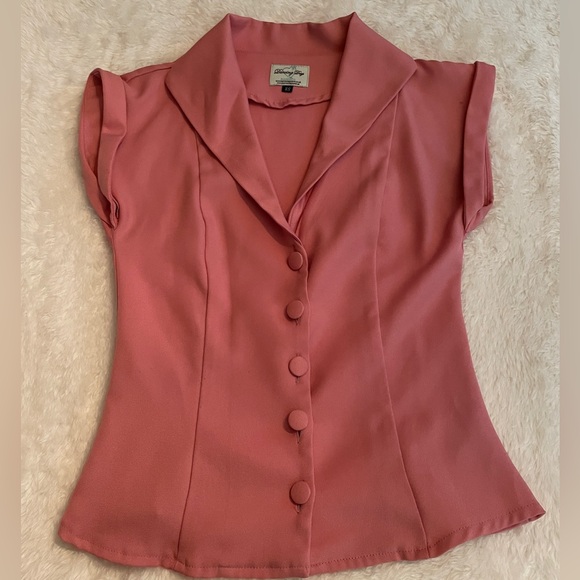 Vintage inspired top - Picture 1 of 4